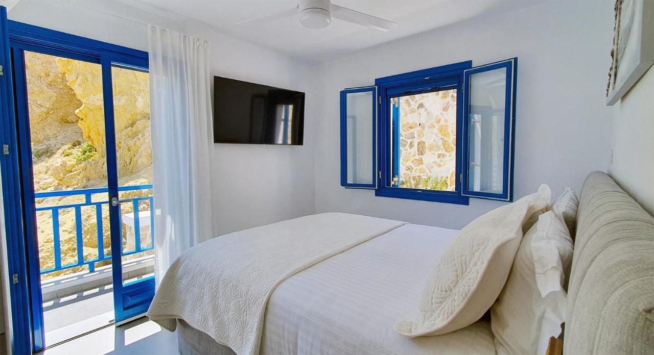 פויניקיון Meraki Beachfront מראה חיצוני תמונה