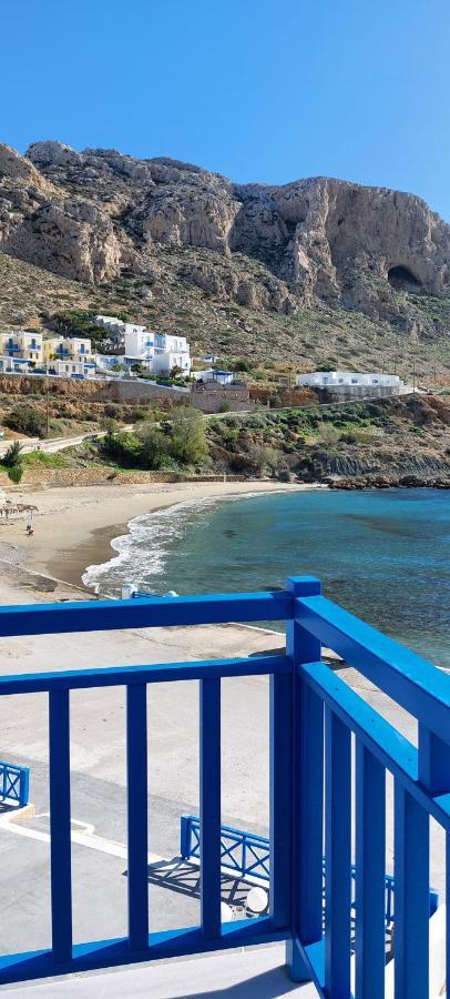 פויניקיון Meraki Beachfront מראה חיצוני תמונה