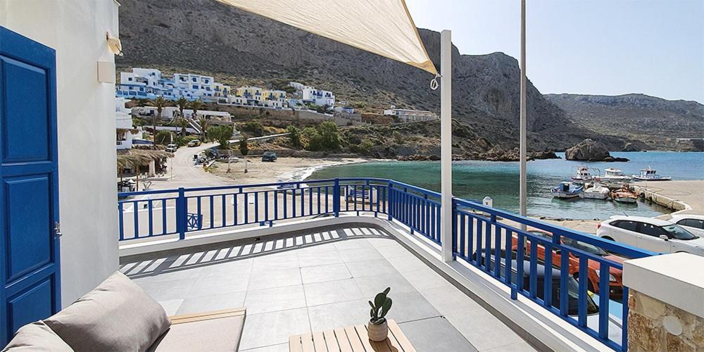 פויניקיון Meraki Beachfront מראה חיצוני תמונה