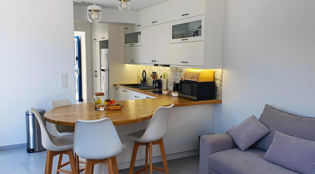 פויניקיון Meraki Beachfront מראה חיצוני תמונה