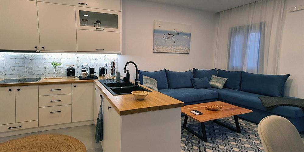 פויניקיון Meraki Beachfront מראה חיצוני תמונה