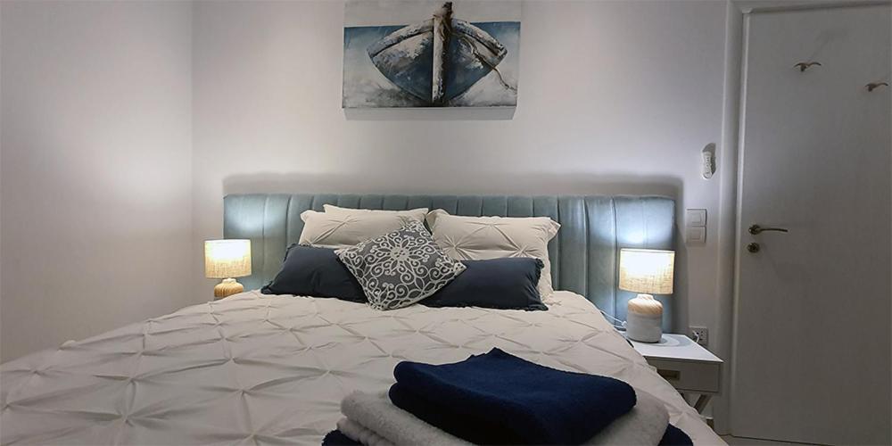 פויניקיון Meraki Beachfront מראה חיצוני תמונה
